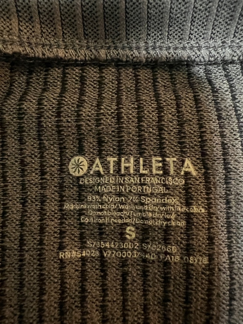 Athleta Flurry Colorblock Seamless Base Layer Top Small Activewear Training - Picture 3 of 8